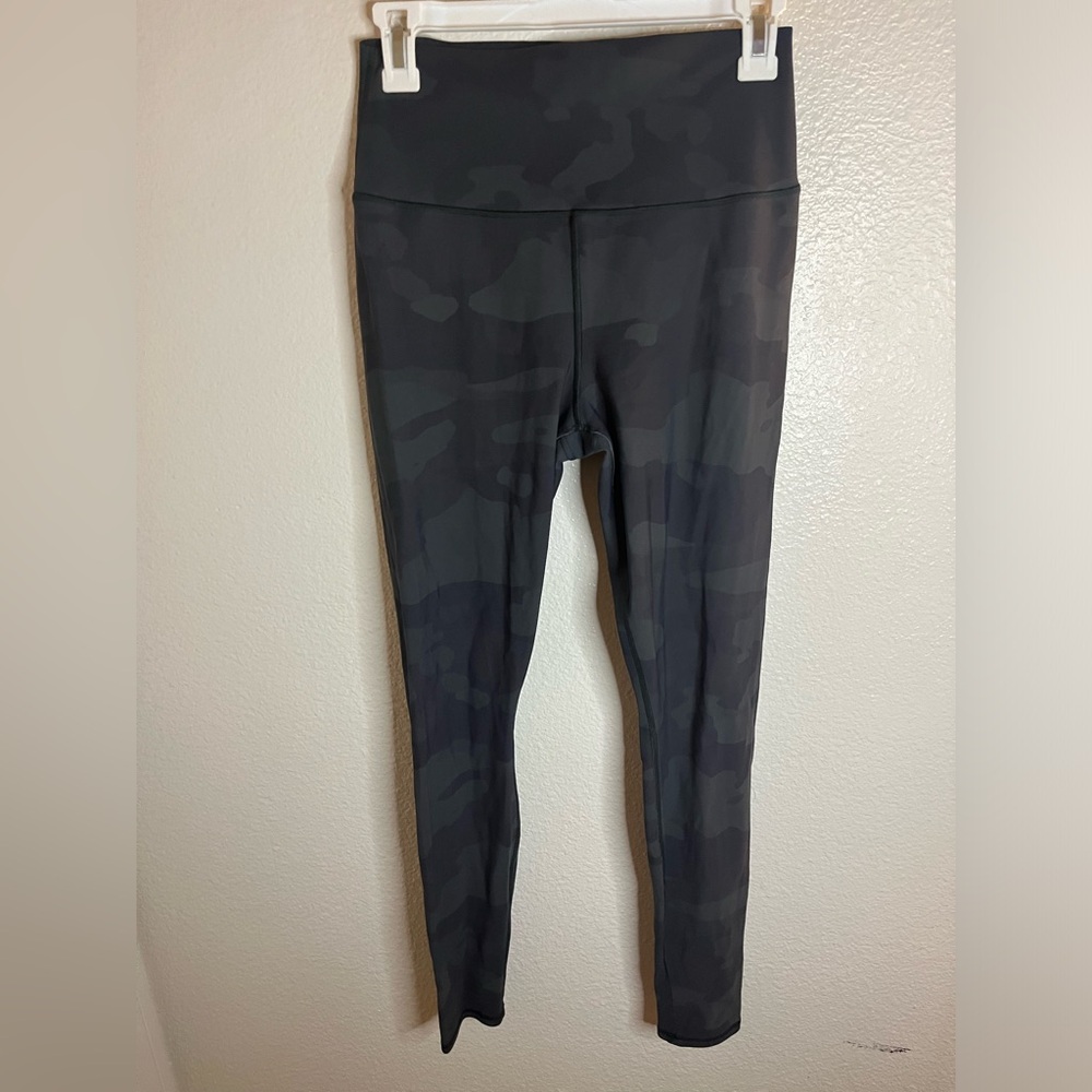 Alo Yoga High Waisted Camo Leggings